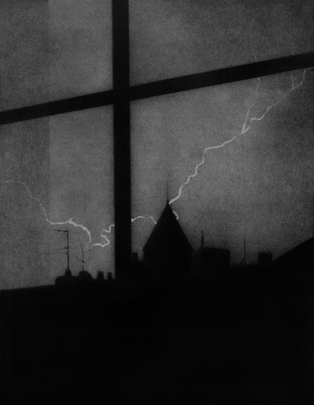 Célia Muller, Invocation #3, 2023, Pastels secs sur papier, 20,8 x 29,7 cm Célia Muller, Invocation #3, 2023, Pastels secs sur papier, 20,8 x 29,7 cm